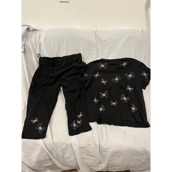 Bechamel Butterfly Cotton Top and Bottom - Picture 1 of 8